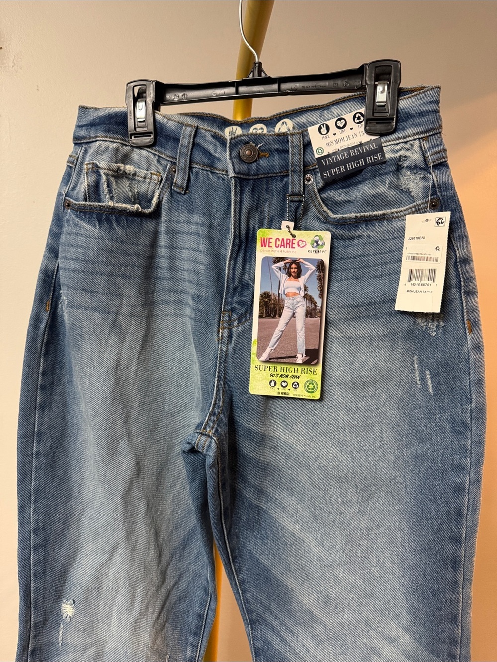 Rewash Blue Straight Leg 90s mom Women's Jeans NWT 26 - Picture 2 of 12